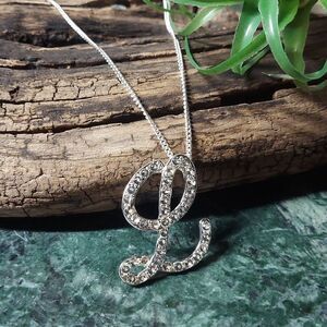 N1195 Silvertone Initial L Cursive Penmanship Necklace